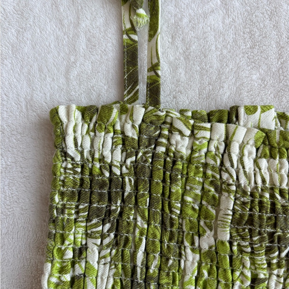 NWT Chaser Green Leaf Print Women's Top - Size Small. - Picture 5 of 13